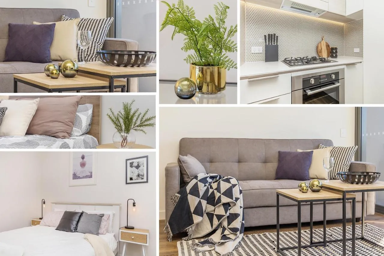 Kozyguru South Brisbane Luxury River View 2 Bed + Free Parking Qsb038