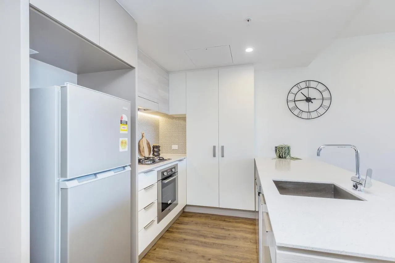 Kozyguru South Brisbane Luxury River View 2 Bed + Free Parking Qsb038